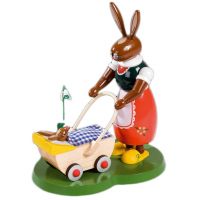 Glässer Hase mit Kinderwagen, 20cm
